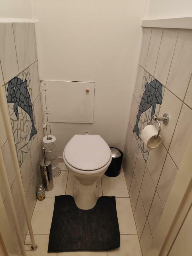 Koelcsey Apartman Szekszárd Exterior foto